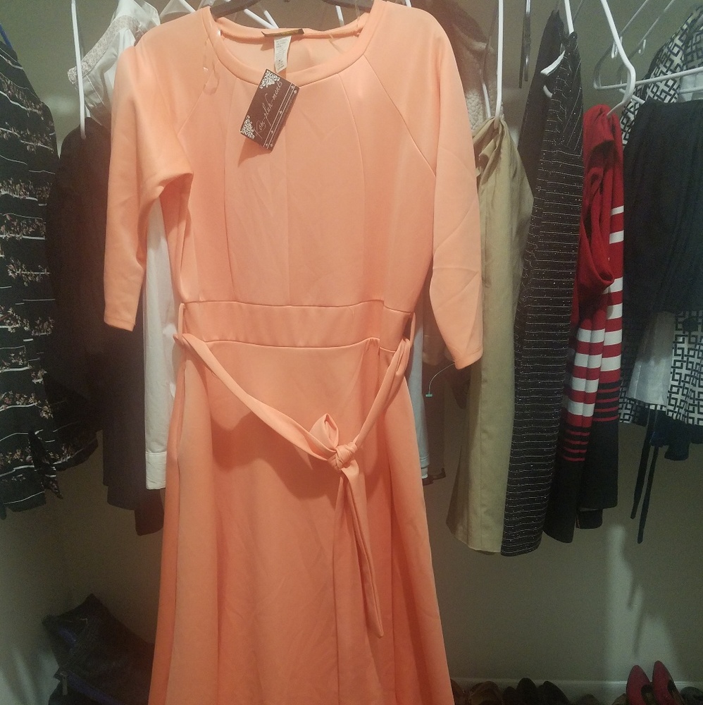 Clothes - Picture 3 of 6